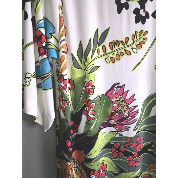 Chico’s Floral Print Shift Dress Women's Medium Tan  Kimono Sleeves Graphic NWT - Picture 4 of 10